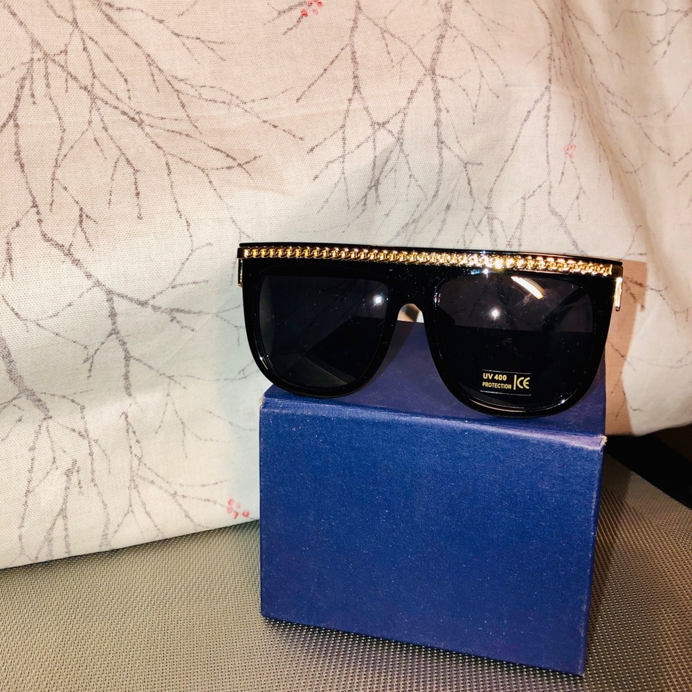 Sunglasses (Bundle) - image 6